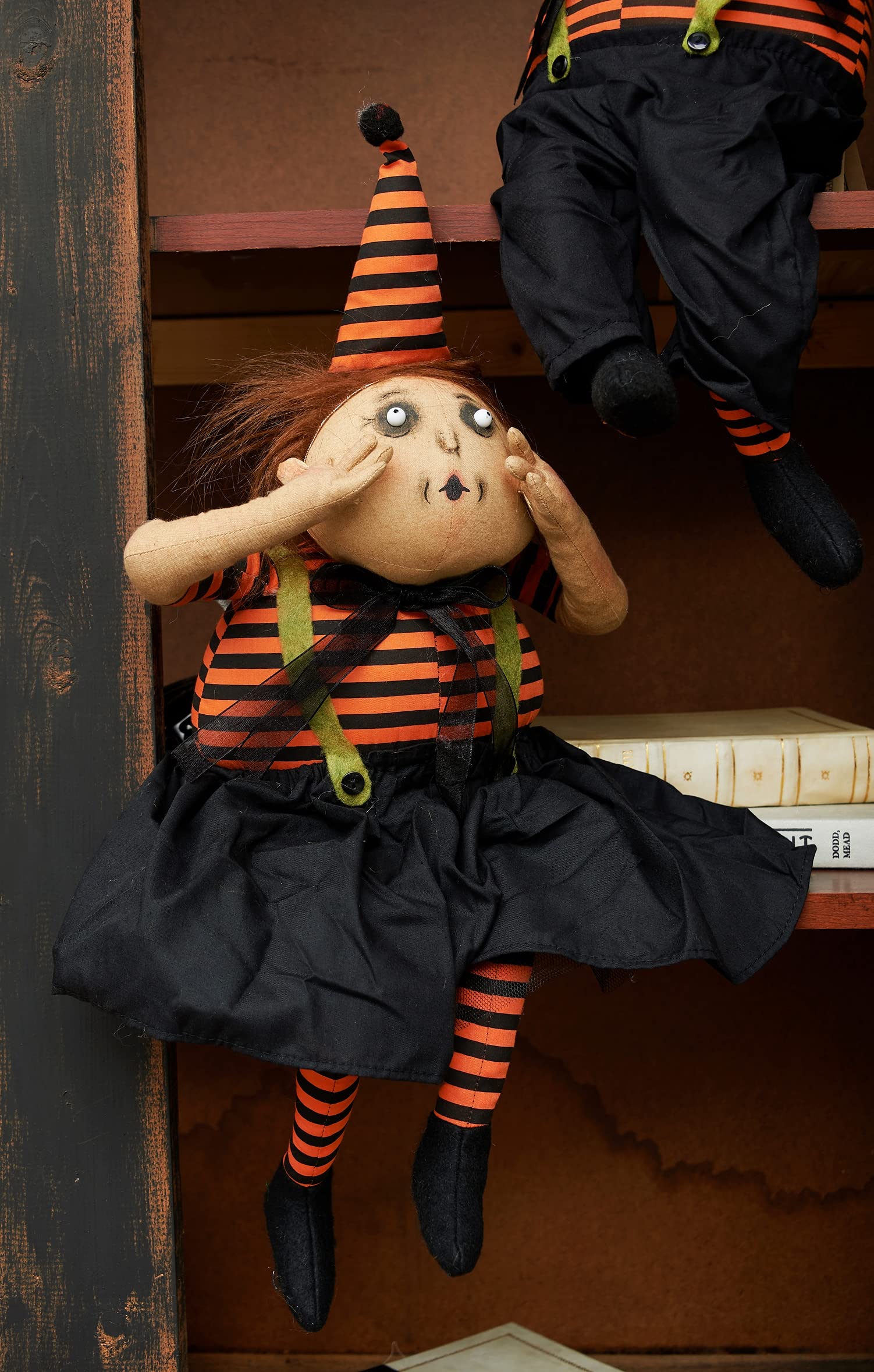 Fok queenie 人形Q 蜘蛛　ソフビ Amazon.com: GALLERIE II Halloween Queenie Spooky Girl Folk Art
